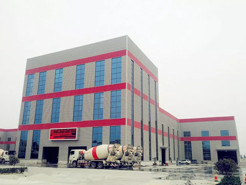 Зачем выбирать здание со стальным каркасом, если вам нужна скорость, прочность и предсказуемые затраты?